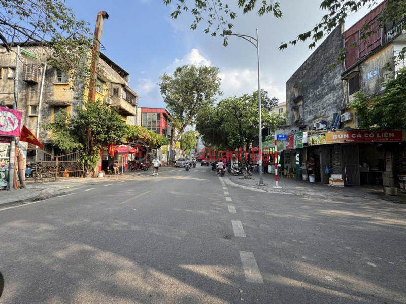 Discounted price of 2 billion, Ta Quang Buu, need to sell 130m of sidewalk for cars to park, business in Hai Ba Trung | Vietnam | Sales | đ 31.5 Billion