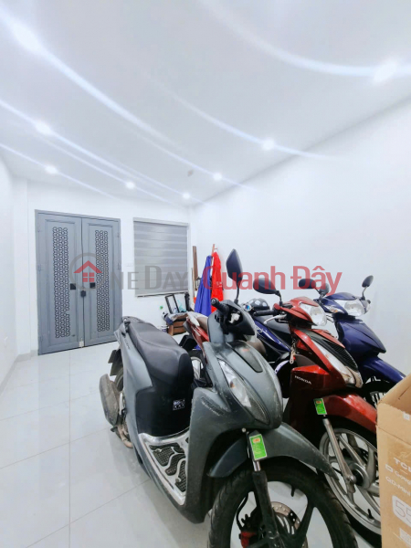 SIÊU PHẨM VĂN CAO 43M 5 TẦNG THANG MÁY FULL NỘI THẤT NGÕ THÔNG 2 MẶT NGÕ GIÁ 16.8 TỶ 0336212066 Việt Nam Bán | đ 16,8 tỷ