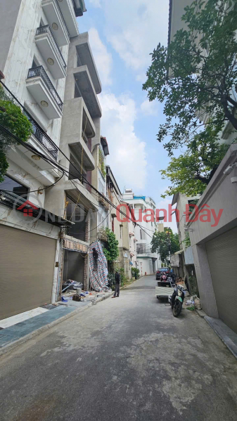 Bán nhà phố Tư Đình - Long Biên - đón cầu Trần Hưng Đạo 8 tầng thang máy, Việt Nam | Bán đ 26,2 tỷ