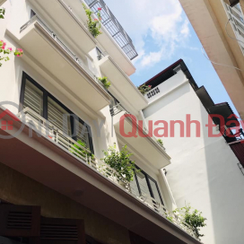 House with two sides in Hoang Quoc Viet lane 75m2. Car parking lot for business _0