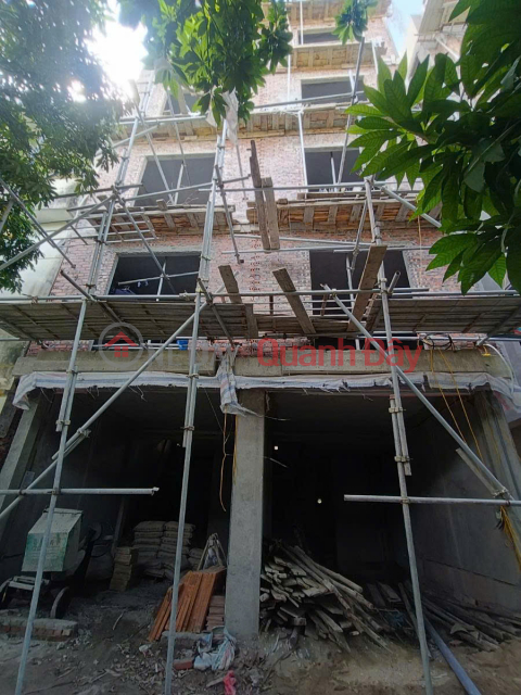 NEWLY BUILT BEAUTIFUL HOUSE, 5 FLOORS - ELEVATOR - LONG BIEN 8.2 BILLION _0