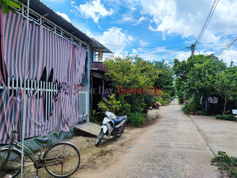 SELL URGENTLY!!!! OWNER NEEDS TO SELL LOT OF LAND Beautiful Location In Chau Thanh - An Giang Vietnam | Sales, đ 550 Million