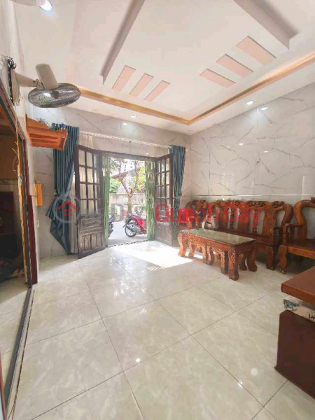 Nhà mặt tiền kinh doanh Thạnh Lộc 08, Quận 12 – Giáp Gò Vấp DT: 4,9m x 10,2m (50m²) 2 tầng, 3PN. Niêm yết bán