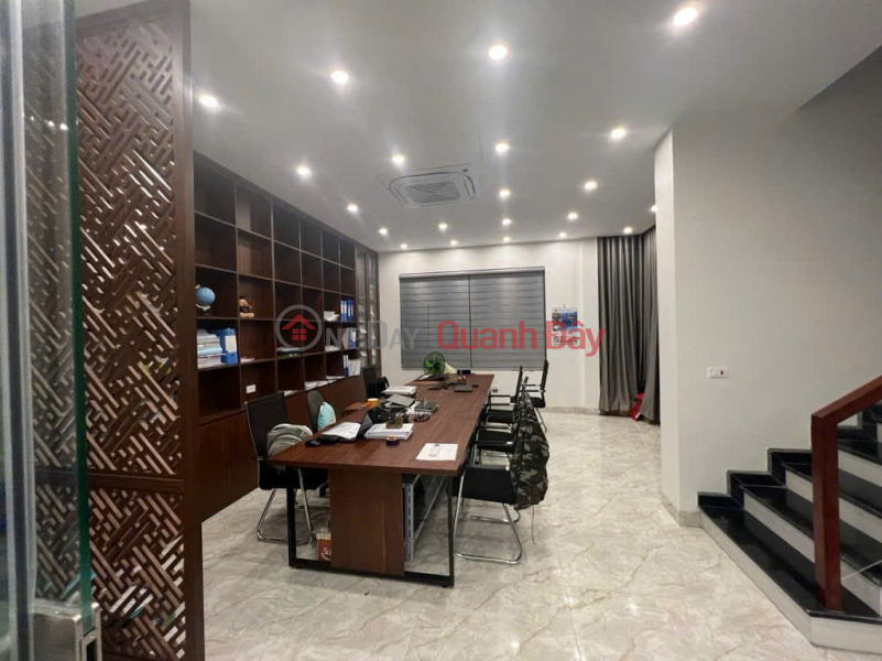 đ 220 triệu BÁN BIỆT THỰ SÂN VƯỜN NAM TỪ LIÊM – 2 MẶT THOÁNG – VỈA HÈ RỘNG – NỘI THẤT SANG TRỌNG