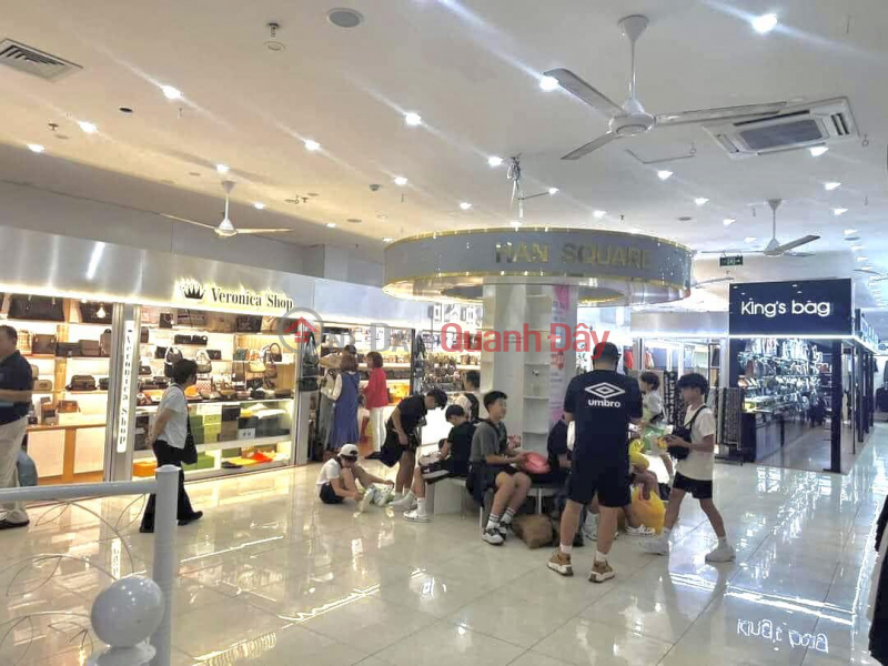 If you are doing business and have not found a suitable premises at Han Market Shopping Mall in Da Nang Rental Listings