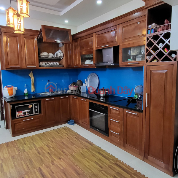 Property Search Vietnam | OneDay | Nhà ở | Niêm yết bán | BÁN NHÀ HỒNG TIẾN , DT90 M, 5T, CHỈ HƠN 7,4 TỶ, Ô TÔ NGỦ TRONG NHÀ, DIỆN TÍCH RỘNG, GIÁ RẺ