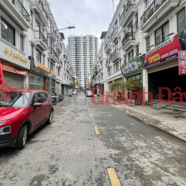 OWNER WANTS TO SELL 84 M2 SHOPHOUSE IN SONG HONG - GIA LAM, PRICE 21.8 BILLION VND, CONTACT 0985865658 _0