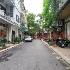 Tay Son private house for sale, staff subdivision area of Thuy Loi University 58m 4T MT4m car avoid sidewalk Business only 11 billion call 0817606560 _0