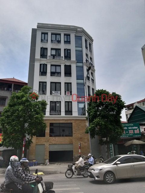 For rent super beautiful building 186m2 9 floors Trung Hoa Nhan Chinh urban area for bank, company headquarters _0