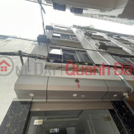 OWNER NEEDS TO SELL HOUSE IN KIM GIANG, 40M X 5 FLOORS, FRONTAGE 3.6M, DIVIDED, CAR, PRICE 8.4 BILLION _0