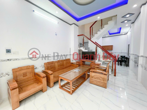 Only 2 apartments left, beautiful upstairs, full residential, eternal Tan Binh only 950 million VND _0