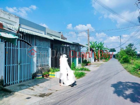 OWNER NEEDS TO SELL 100% Residential House Urgently In New Hamlet 1, My Hanh Nam - Duc Hoa, Long An _0