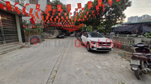 Self-built house in Cau Coc, Nam Tu Liem - Car access to the door - Spacious alley - Beautiful new house, ready to move in. _0