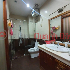 Hoang Quoc Viet House for sale 38m2 x 5 floors- Price 2.99 billion VND _0