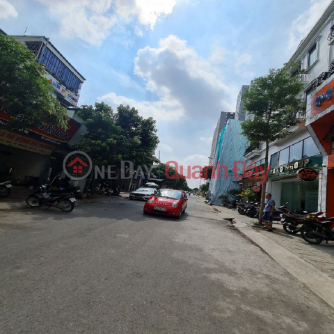 66m2 mt hơn 4m, nở hậu ô tô vào tại Đặng Xá Gia Lâm Hà Nội chỉ 5 tỷ 1x 0392248515 _0