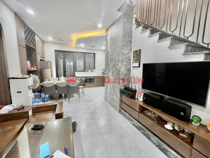 Property Search Vietnam | OneDay | Residential Sales Listings Adjacent VILLA - DISTRICT - CAR RUNING OUT - GIVE FULL INTERIOR - COMFORTABLE FROM FRONT AND AFTER - ABSOLUTELY SECURITY