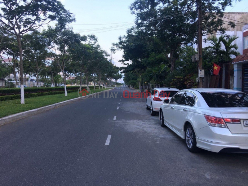 Land for sale in front of An Duong Vuong street. Road 25m, near University of Economics - suncosmo project 5 billion 4 million Sales Listings