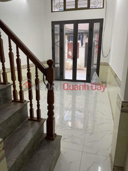 đ 6.7 Billion, House for sale in Cau Giay district, Trung Kinh 35m, 4 floors, 4 bedrooms, car business, parking, 6 billion, contact 0817606560