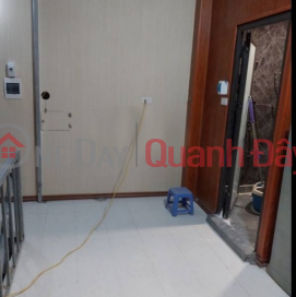 Cho thuê căn hộ tầng 2 Bùi Xương Trạch, 60m2, 2 ngủ, 1 vệ sinh, chỉ 6.2 Triệu _0