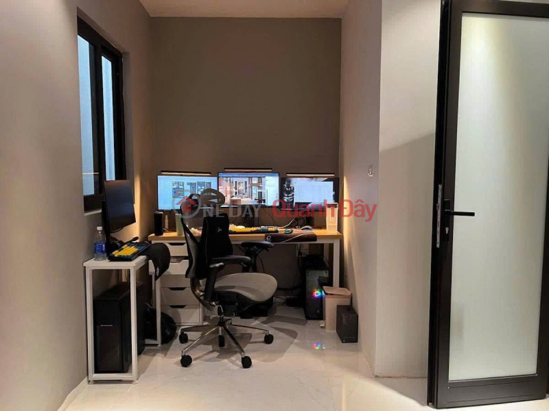 Owner urgently needs to sell a house on Kham Thien street, 90m2, 5 floors, 4.2m frontage, 49 billion VND, excellent for business. Sales Listings