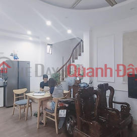 BÁN NHÀ PHỐ TRẠM Ô TÔ ĐỖ CỬA DÂN XÂY TẶNG TOÀN BỘ NỘI THẤT XỊN SÒ 43M CHỈ 4.X TỶ CÒN THƯƠNG LƯỢNG X BÉ XÍU _0