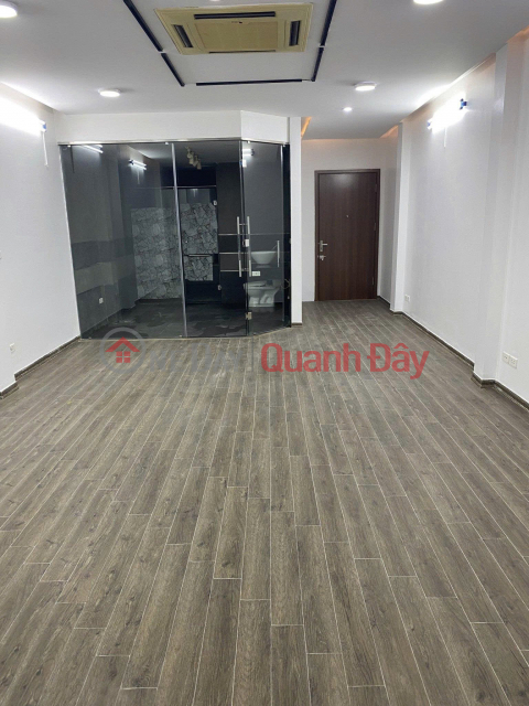 Mặt Phố Nguyễn Hoàng 76m/6T Thang máy, MT 4.7m 44 Tỷ, Vỉa hè rộng, KD sầm uất _0