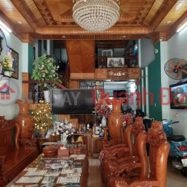 3-storey house with genuine wooden furniture, frontage on My An 7 street, close to Chuong Duong street and Han river bank. _0