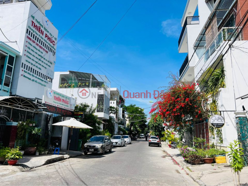Townhouse for sale in the center of Hong Linh - Phuoc Hoa street frontage Sales Listings