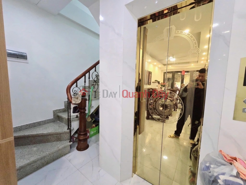 ĐỘI CẤN 35M-10,6 TỶ-NHÀ ĐẸP,THANG MÁY,NGÕ THÔNG,SÁNG,BA GÁC ĐUA,GẦN Ô TÔ | Việt Nam Bán | đ 10,6 tỷ