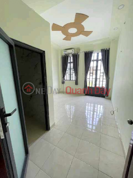 Nhà 2 Tầng - Hai Mặt Tiền - Hẻm 5m Thông | Việt Nam Bán, đ 4,38 tỷ