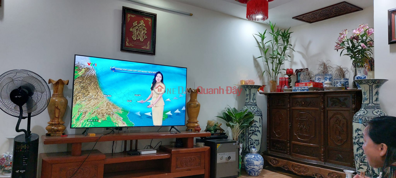 House for sale 44m2 Nghi Tam street, Tay Ho Dan built 3 bedrooms 10m Car avoid 3.1 Billion VND Sales Listings