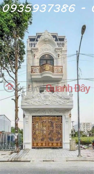 3-STORY HOUSE FOR URGENT SALE At Street No. 13, Tay Do Cultural Area, Cai Rang Sales Listings