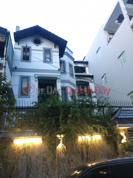 Selling 2-storey villa with swimming pool on Nguyen Lu street, Khue My Ward, Ngu Hanh Son District. Area 15m x 18m. Sales Listings