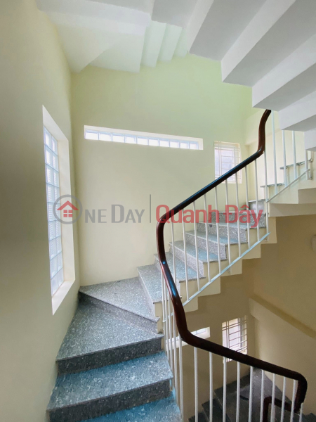 House for sale Cau Giay- 47mx6T- elevator-10m 0tt-5 rooms- DT40 million\\/month- 7.6 billion Vietnam Sales | đ 7.6 Billion