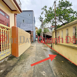 Selling 345m2 of land in Phu Tri village, Kim Hoa, Me Linh. 15m wide frontage, divided into 3 beautiful lots. Car parking _0