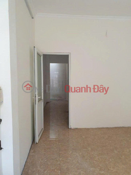 House for rent in lane 2 Dai Tu, 3 floors x 42m2, 3 bedrooms, 8.5 million for family or group Vietnam, Rental | đ 8.5 Million/ month