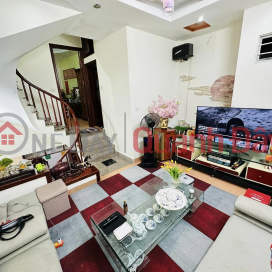 Beautiful house right at Hoang Ngan, Cau Giay, 20M Street, 42m2 x 5T, Area 4.5m, Approximately 7 billion _0