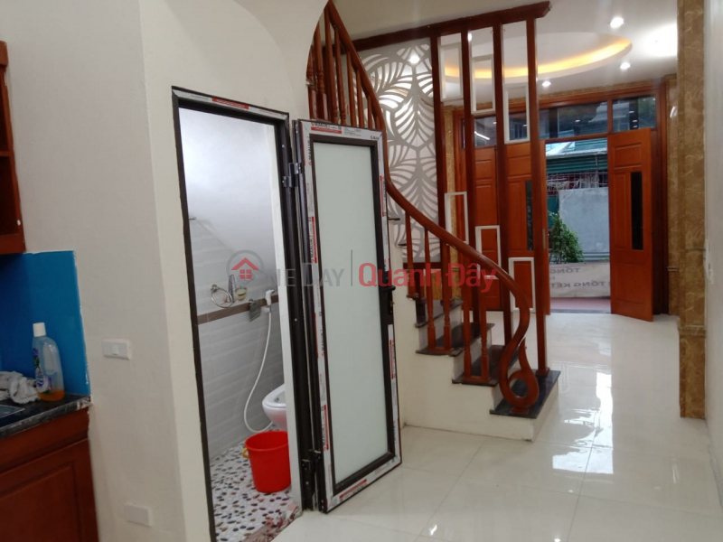 House for sale in Be Van Dan, Ha Dong district, CAR, 42m2 BUSINESS, priced at just over 4 billion Sales Listings