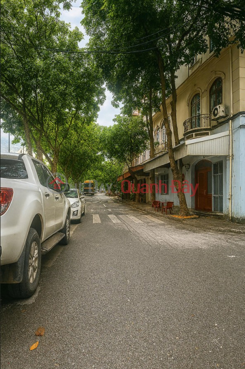 5-STOREY HOUSE, CORNER LOT - 12M FRONTAGE - 2 OPEN SIDES, 2 CARS _0