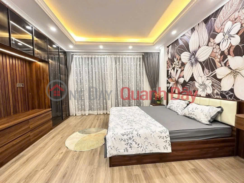 YÊN HOÀ - CẦU GIẤY - NHÀ ĐẸP, MỘT BƯỚC RA PHỐ - 30M ,5TẦNG - NỘI THẤT SANG XỊN . GIÁ 7.95 TỶ _0