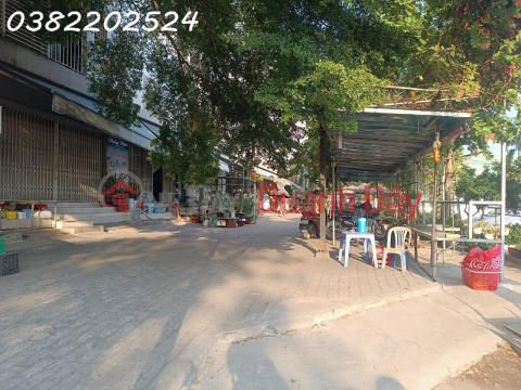 Urgent sale of land lot right at Thu Duc market - 60m2, owner SHR - immediate hard labor _0