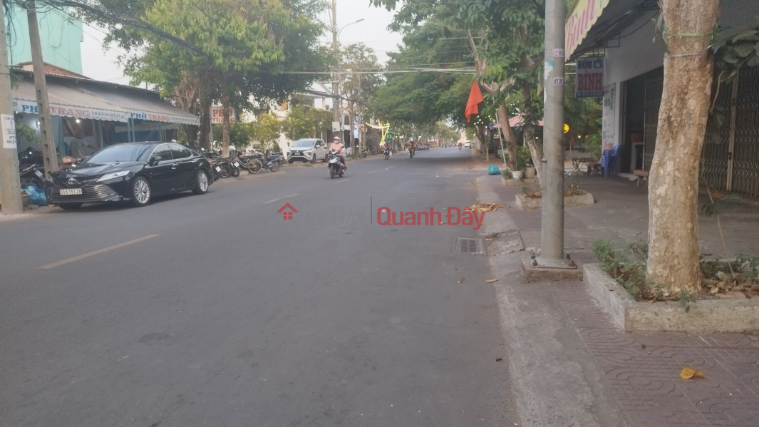 Property Search Vietnam | OneDay | Nhà ở Niêm yết bán, Bán nhà đất mặt tiền Nguyễn Văn Phát vị trí kinh doanh gần công viên Sa Đéc