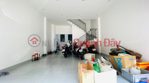 Cho thuê nhà 2 lầu mới đẹp, Mặt tiền Phạm Văn Thuận gần Vincom chỉ 20tr/tháng _0