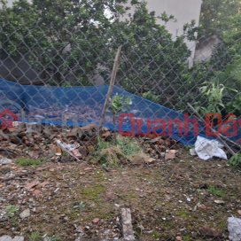 Land for sale in Tuan Le Tien Duong, 68m x 5m car to house, price 3.x billion TL. Contact: 0936123469 _0