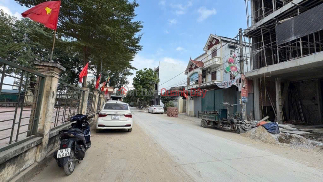 ĐẤT HIẾM - TẦM TIỀN - Vỉa hè - Kinh doanh - Ô Tô tránh - Đón sóng cầu Tứ Liên - Gần Vin Niêm yết bán