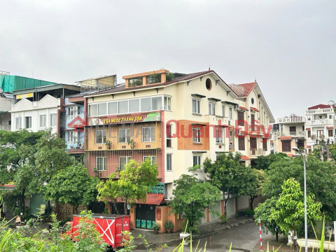 Selling a stunning corner villa at 541 Bat Khoi, Long Bien, 175.5m2, 6 floors, 10 bedrooms, 6 bathrooms, 45 billion VND. _0