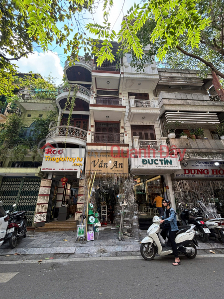 Street-facing property on Thuoc Bac Street, 4.5m frontage; 5 floors. Sales Listings