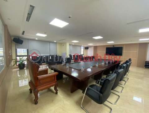 House for sale on the sidewalk, soccer field, Hoang Quoc Viet Street, Cau Giay, 84m2, 7 floors, 6m frontage, 46.9 billion _0