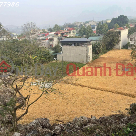 Owner selling a 1950m2 plot of land in the prime location of Cao Phong town center - opposite Cao Phong market. _0