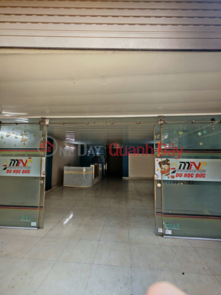 Cho thuê nhà ngõ 647 Lĩnh Nam, 75m2 x7 tầng, thông sàn, có thang máy VP, TT đào tạo Niêm yết cho thuê
